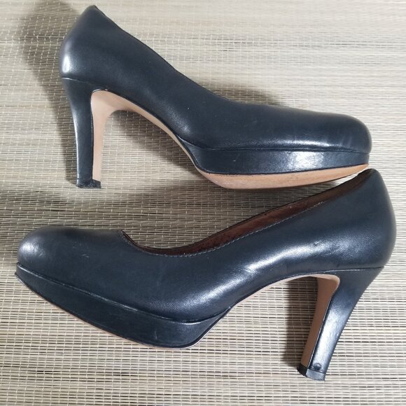 Clarks Artisian Womens 7 M Navy 3" Heel Platform Pumps Round Toe Leather Shoe - Picture 4 of 16